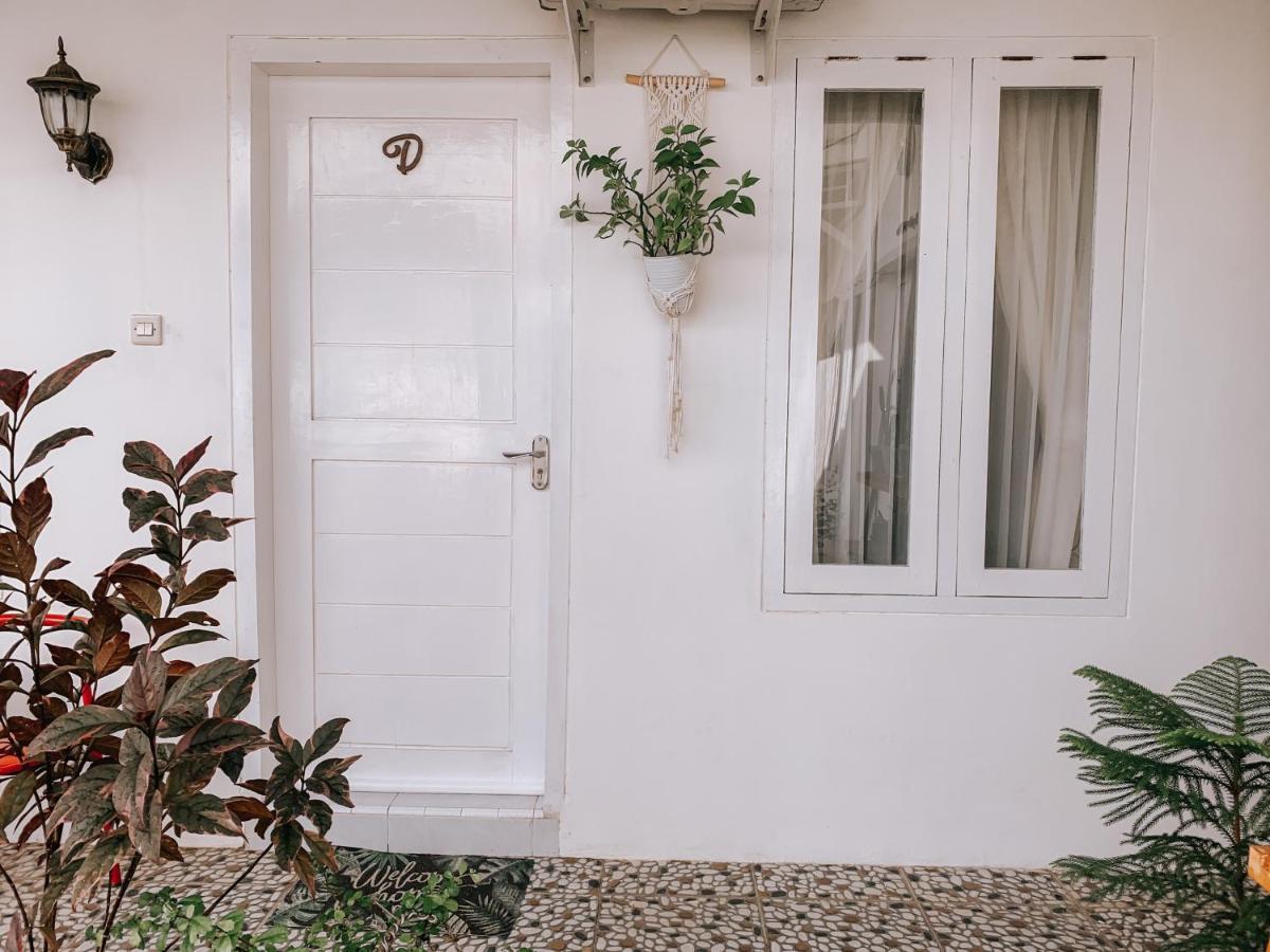 Tropical Paradiso Homestay Banyuwangi  Exterior foto