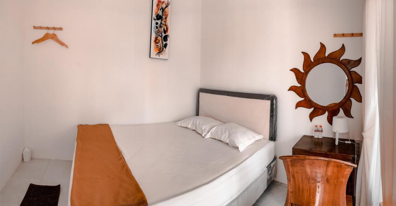 Tropical Paradiso Homestay Banyuwangi  Exterior foto